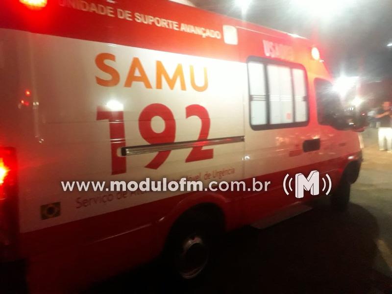 Motorista de caminhonete atropela motociclista e foge sem prestar socorro