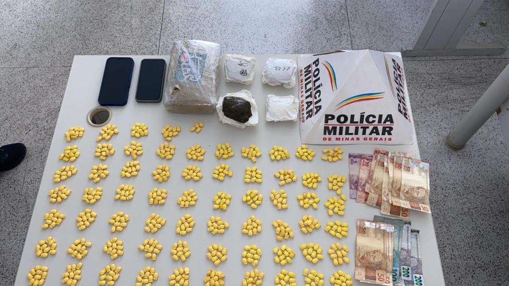 Corolla do tráfico: homem é flagrado com ecstasy, haxixe...
