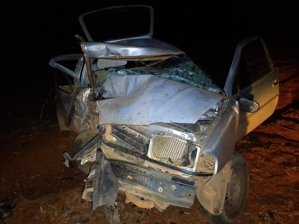 Colisão frontal deixa uma mulher morta e duas pessoas feridas na MG-188, em Coromandel