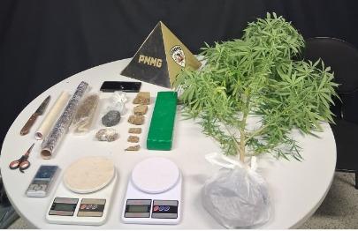 Homem é preso com grande quantidade de drogas em residência no bairro Nações