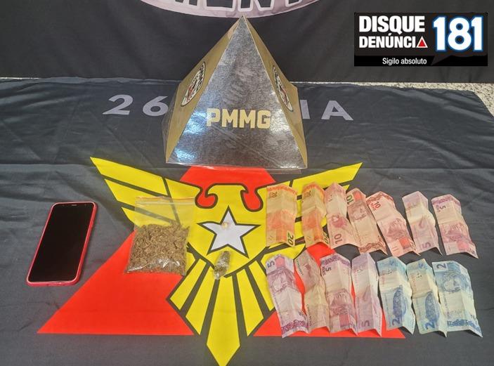 Polícia Militar aborda adolescente e encontra drogas no bairro São Benedito