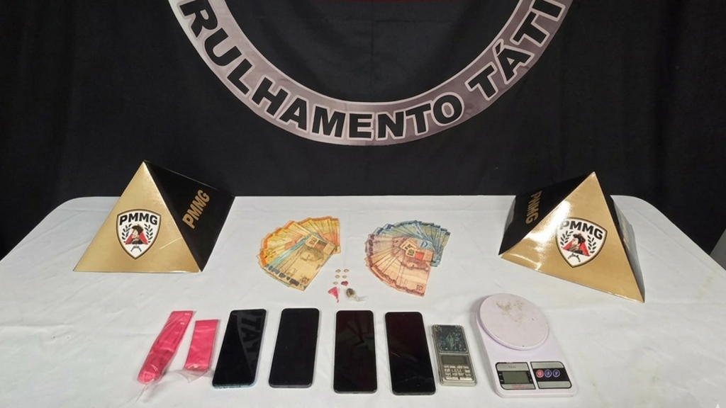 Mulher é presa por suspeita de tráfico e homem é detido por uso de drogas em Patrocínio