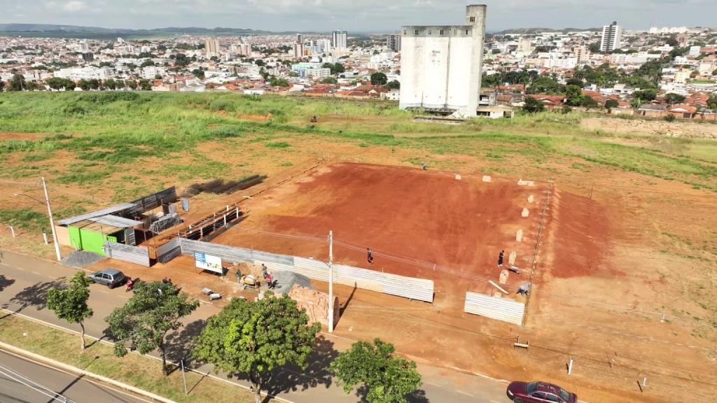 Obras da UBS Morada do Sol, na área da...
