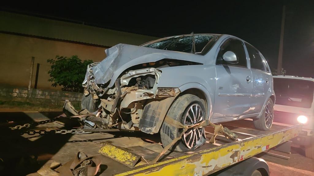 Foragido é preso após perseguição e apreensão de drogas na BR-365, em Monte Carmelo